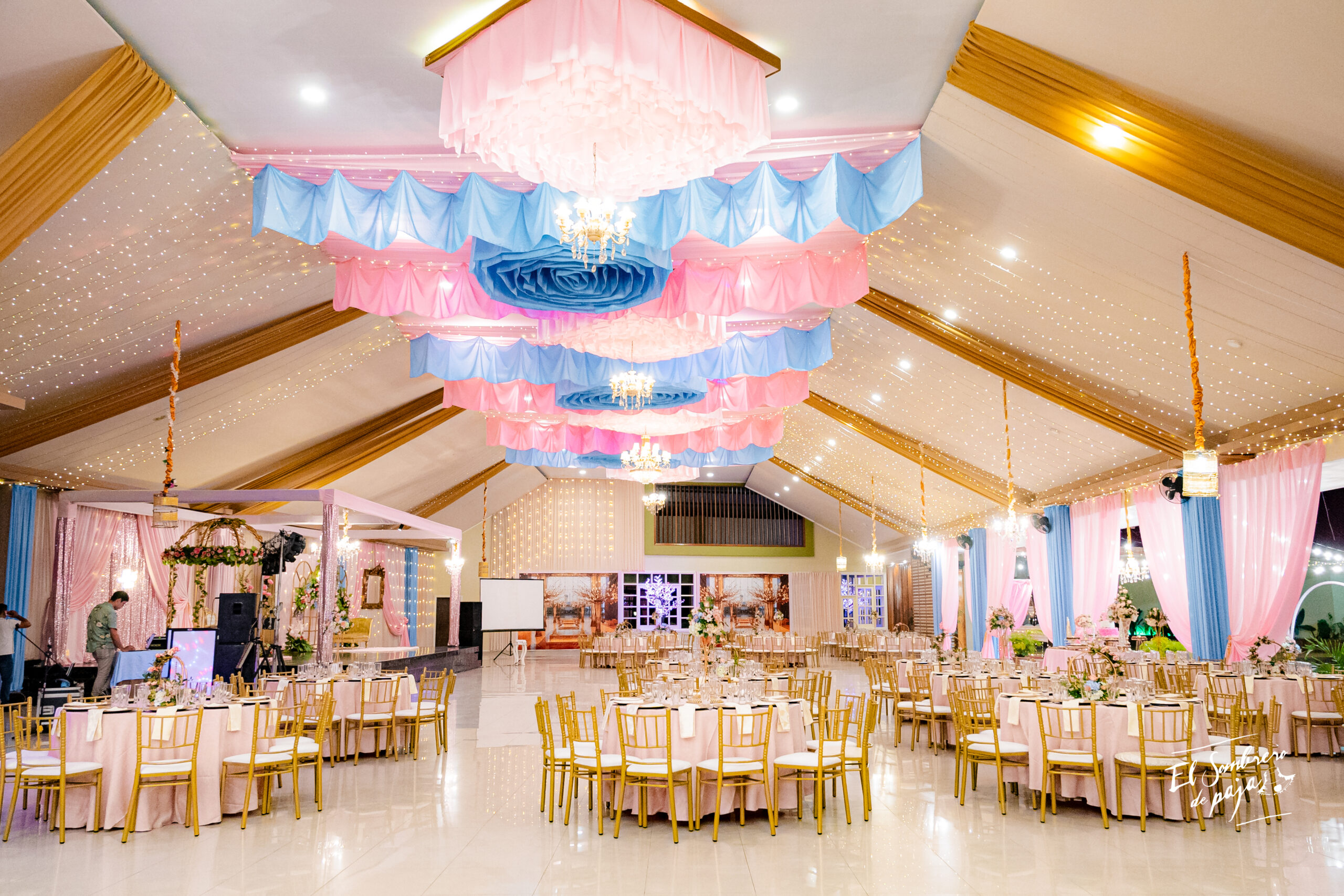 Salón Luxor Elegante
